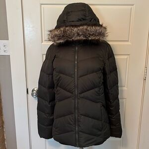 Eddie Bauer women’s green puffer jacket